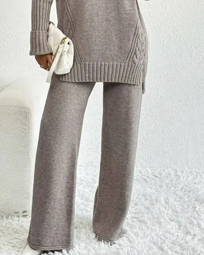 Conjunto Elegante de Duas Peças: Suéter Texturizado com Fenda e Bainha + Calças de Malha de Perna Larga