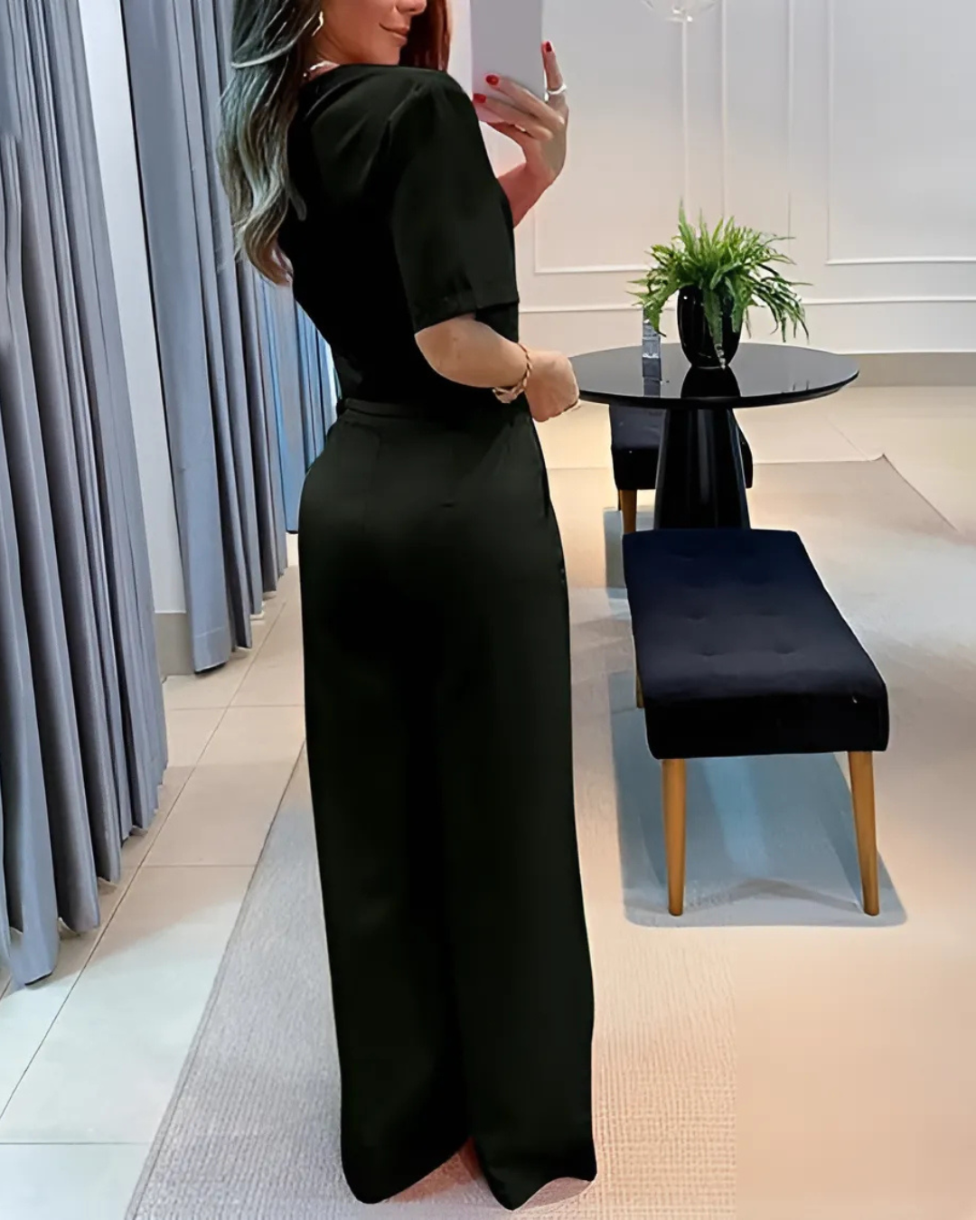 Conjunto Elegante com Top Curto e Calças de Perna Larga