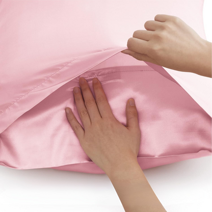 Conjunto de 2 Peças de Fronhas Macias e Suaves com Fecho de Correr Oculto. (Dimensões 50 cm de comprimento x 66 cm de largura)