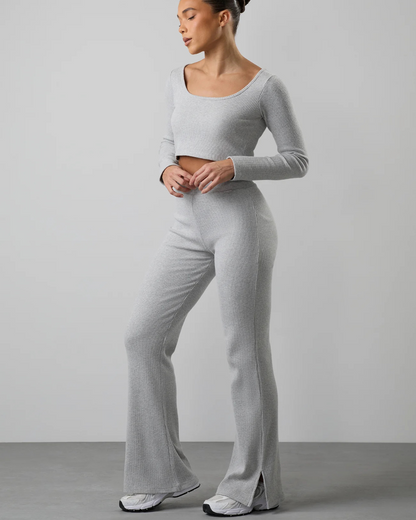 Conjunto de Manga Comprida com Decote Quadrado e Calças com Abertura