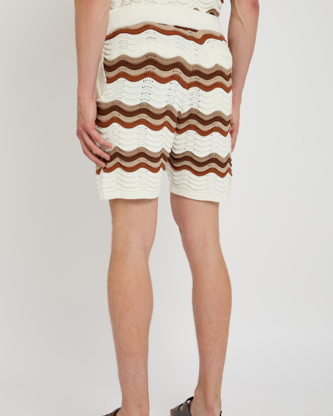 Conjunto às riscas em croché para homem