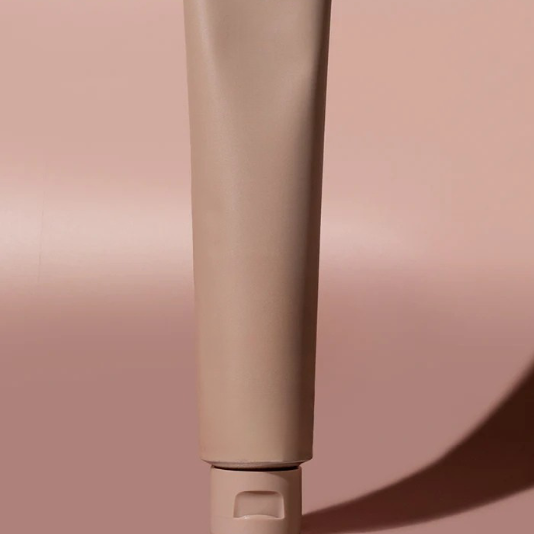 Natural Coverage Liquid Foundation Uniformiza o Tom e Realça a sua Beleza (OFERTA 2X1)