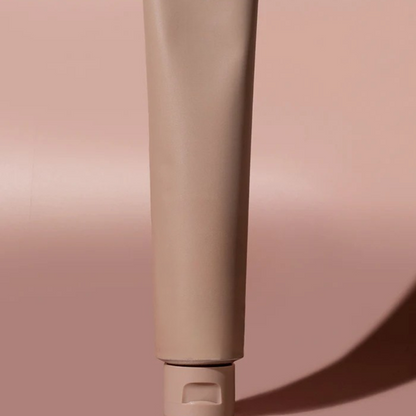 Natural Coverage Liquid Foundation Uniformiza o Tom e Realça a sua Beleza (OFERTA 2X1)