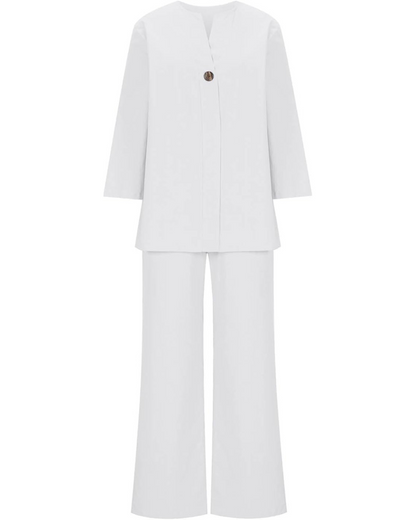 Conjunto casual feminino de duas peças em algodão e linho com decoração de botões