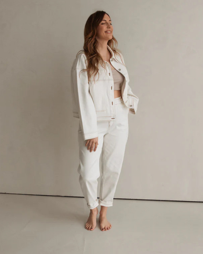 Calças de Cintura Elástica e Bainha Enrolada Mom Fit para Mulher