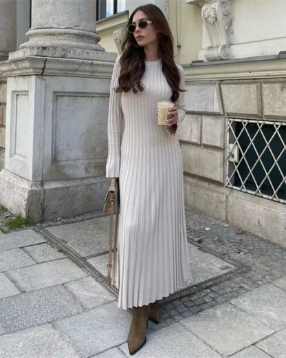 Vestido longo de malha com gola redonda e manga comprida para mulher
