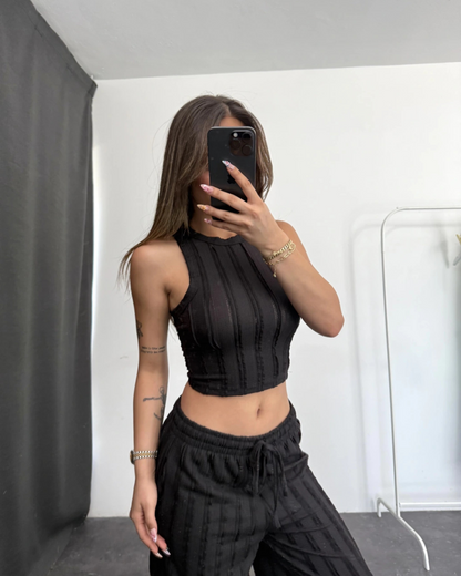 Conjunto de duas peças com top e calças largas elásticas para mulher