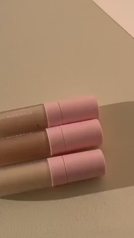 Corretor Líquido de Alta Cobertura com Acabamento Natural e Textura Ligeira (OFERTA 2X1)